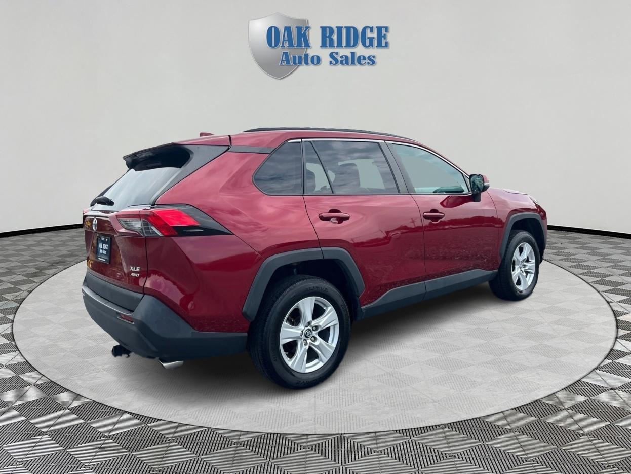Toyota RAV4 XLE 2019