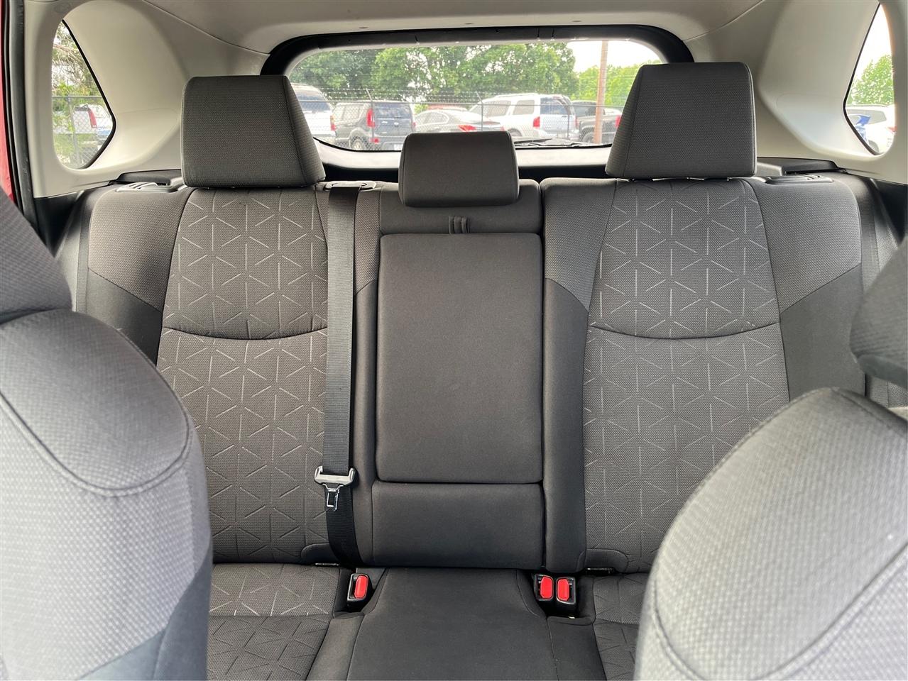 Toyota RAV4 XLE 2019