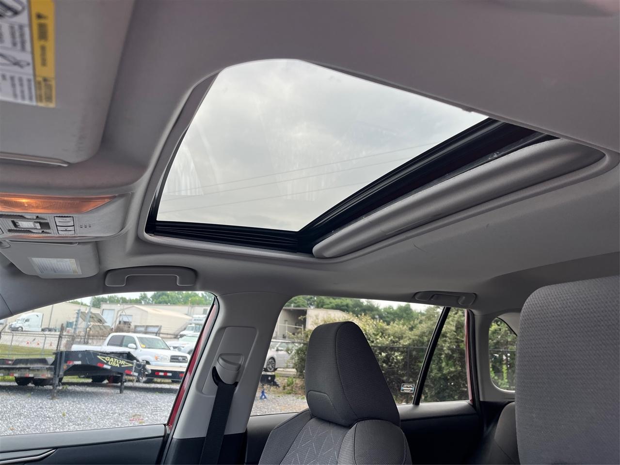Toyota RAV4 XLE 2019