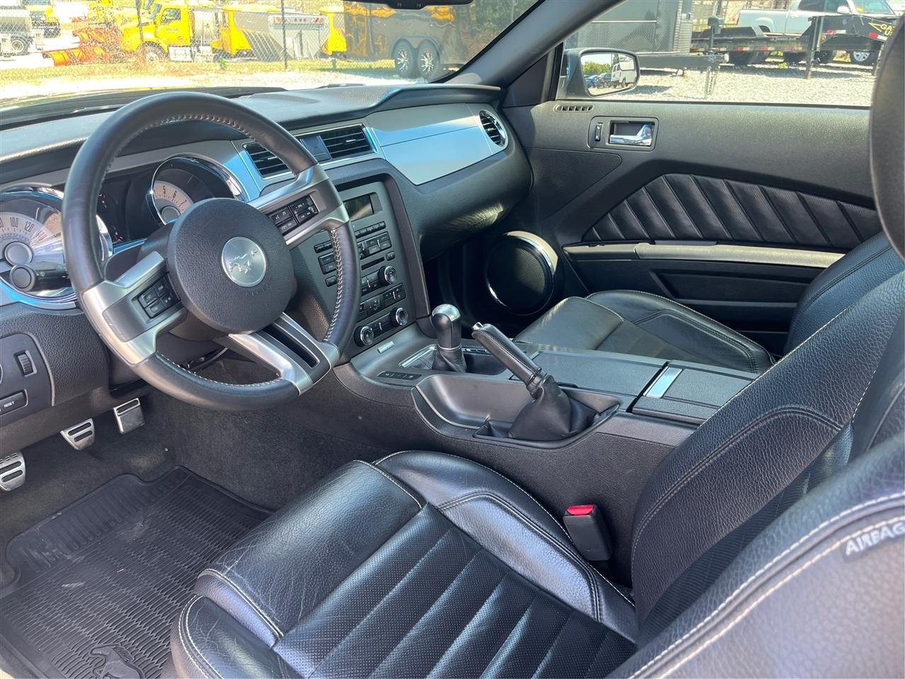 Ford Mustang GT Premium 2012