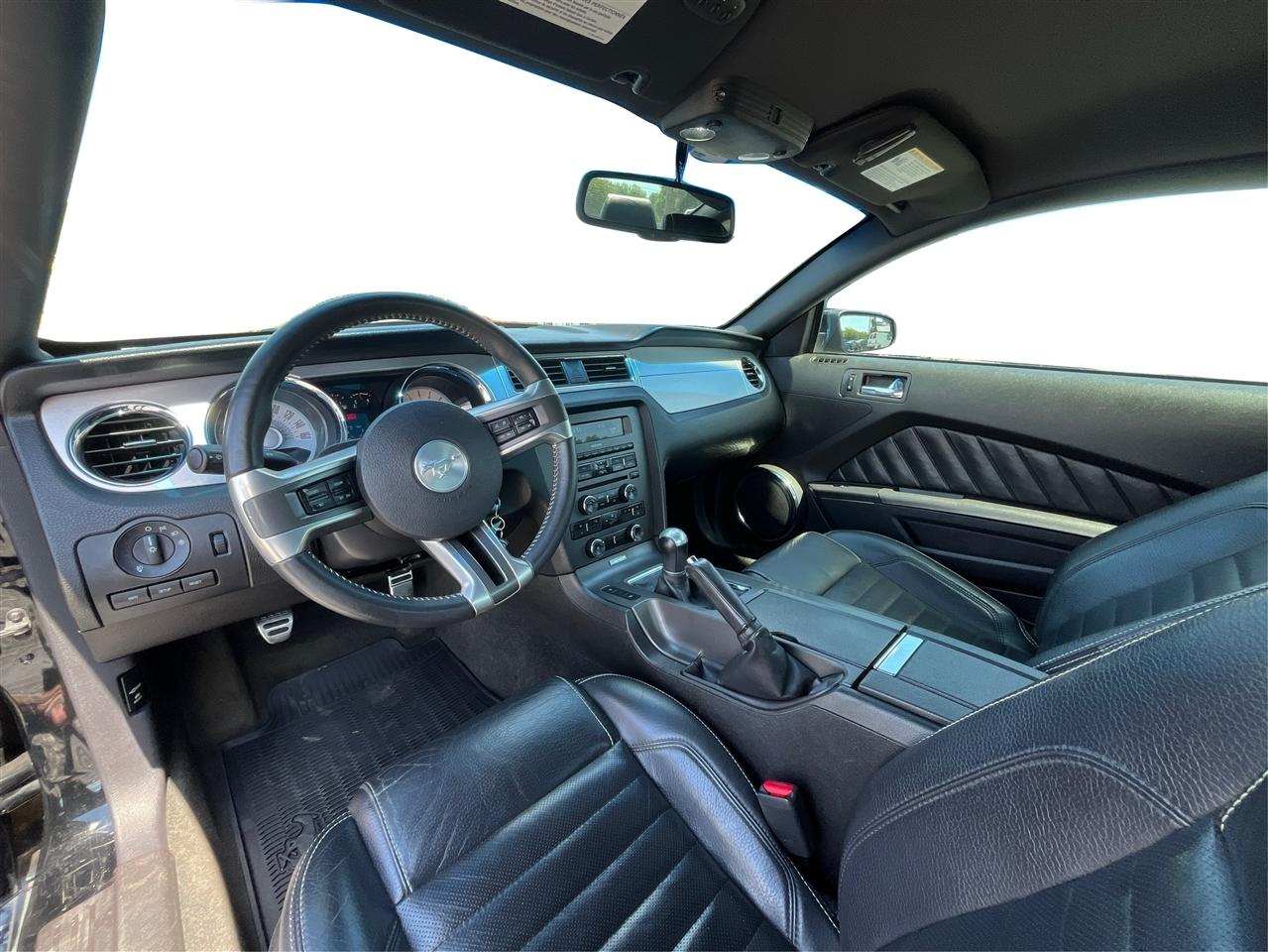 Ford Mustang GT Premium 2012