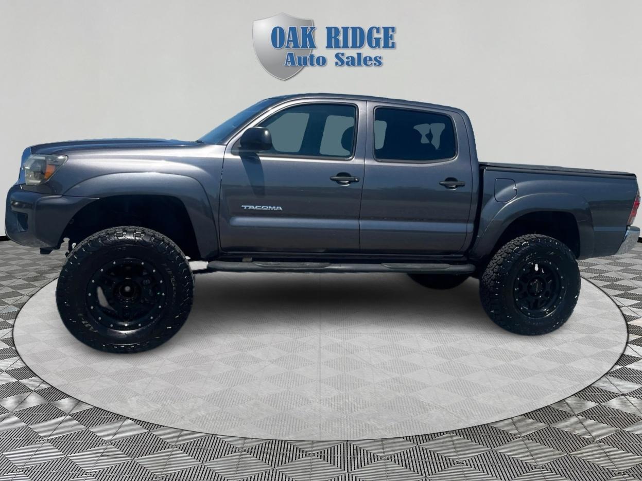 Toyota Tacoma PreRunner V6 2015