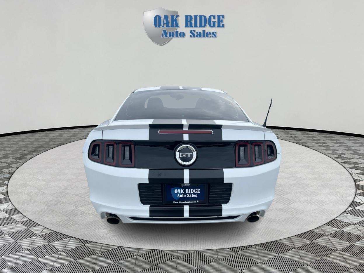 Ford Mustang GT 2014