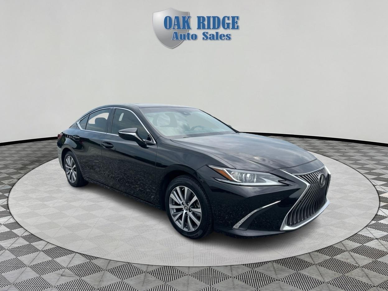 Lexus ES 350 Base 2019