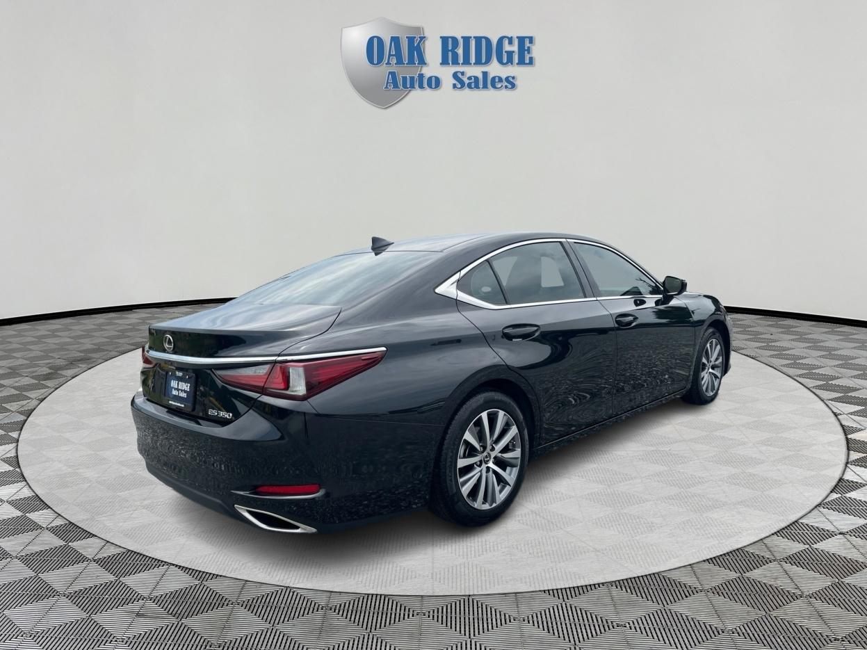 Lexus ES 350 Base 2019