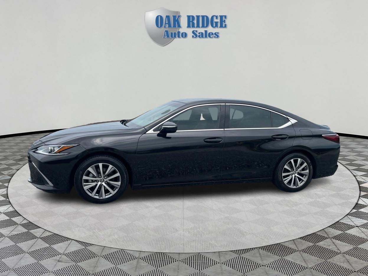 Lexus ES 350 Base 2019