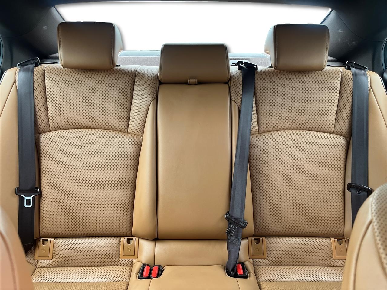Lexus ES 350 Base 2019