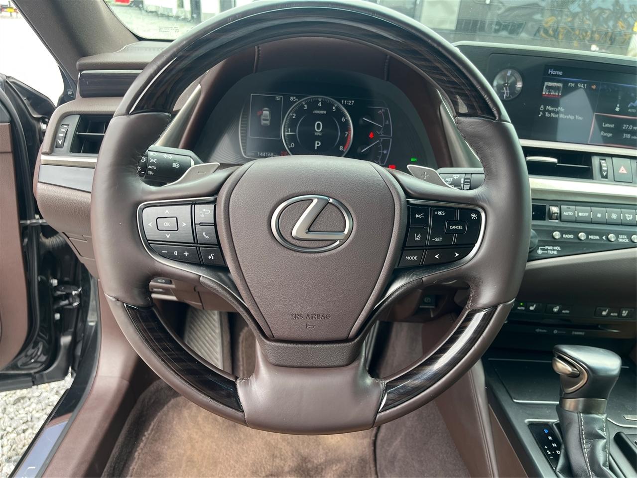 Lexus ES 350 Base 2019