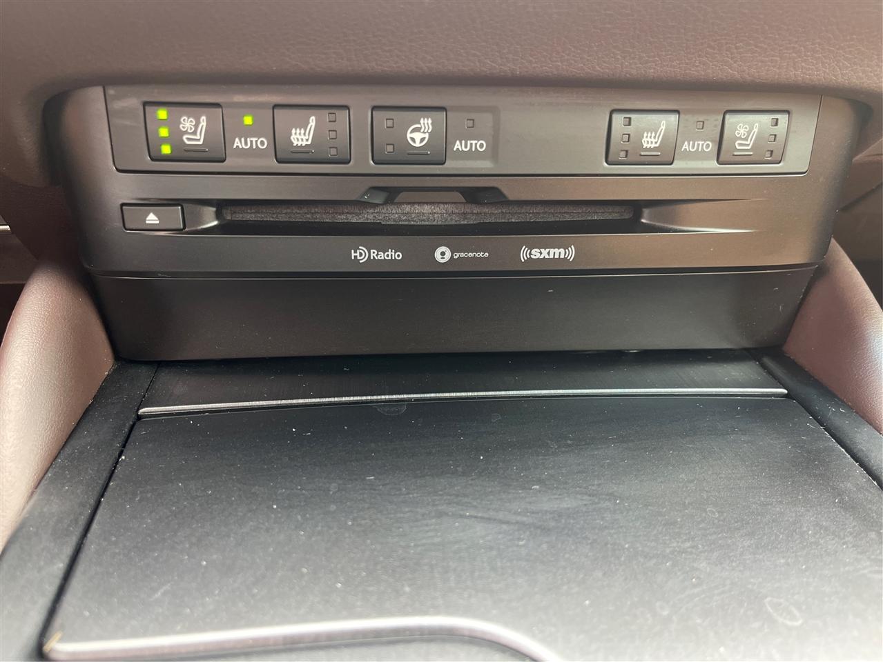 Lexus ES 350 Base 2019