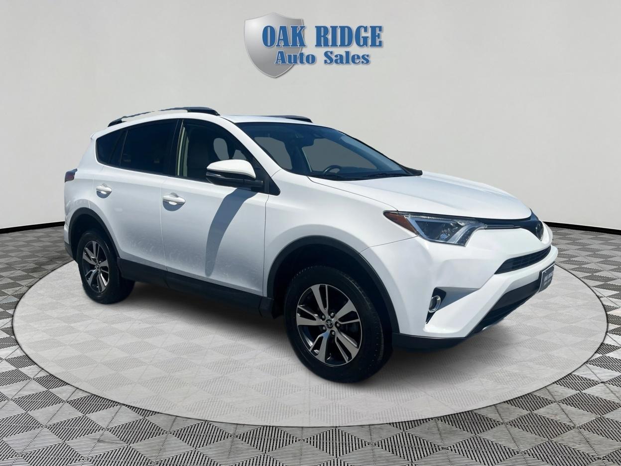 Toyota RAV4  2018