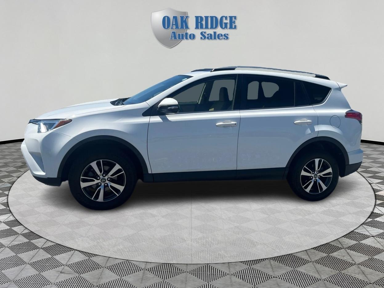 Toyota RAV4  2018
