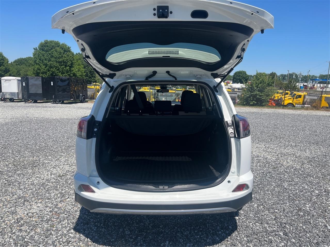 Toyota RAV4  2018