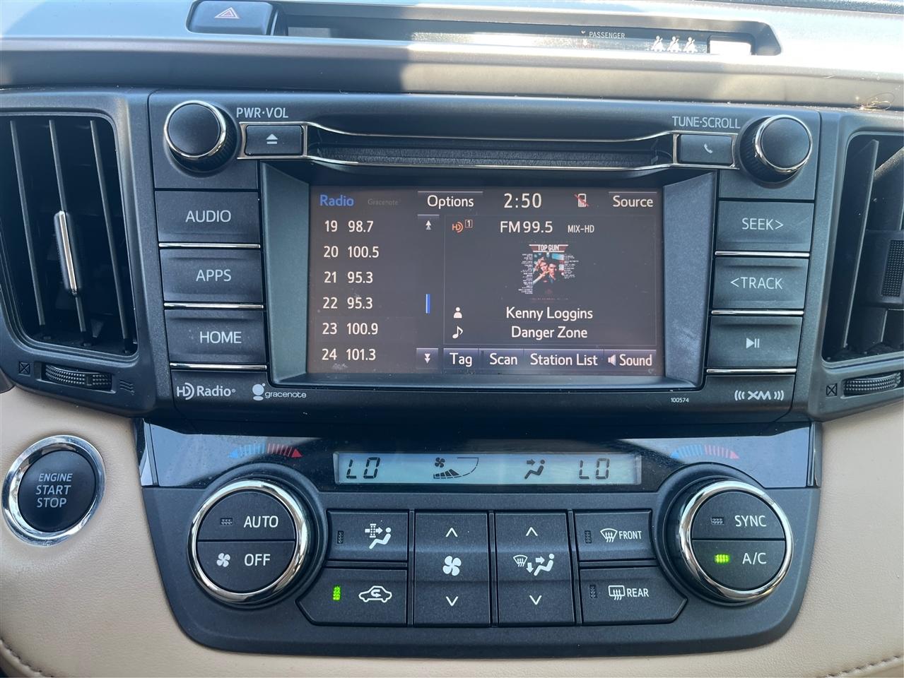 Toyota RAV4  2018