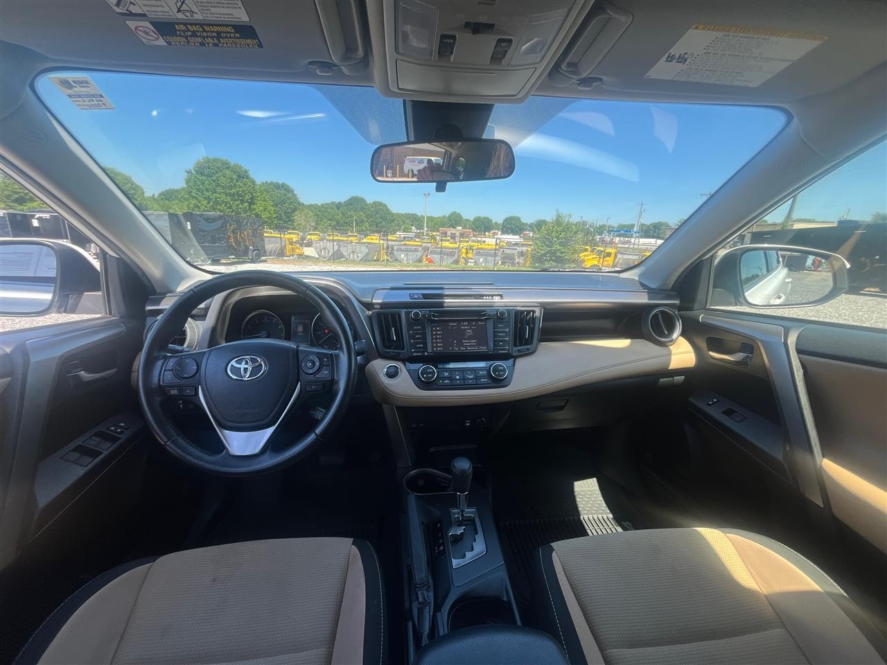 Toyota RAV4  2018