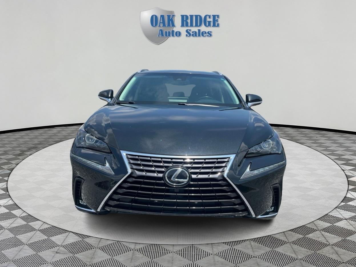 Lexus NX 200t Base 2019