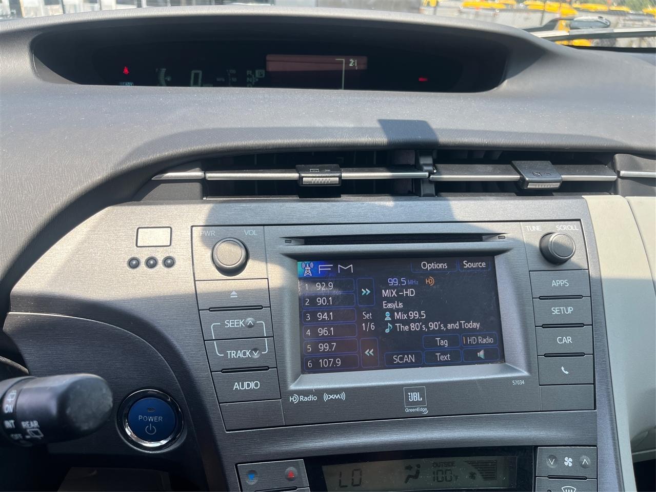 Toyota Prius Four 2012