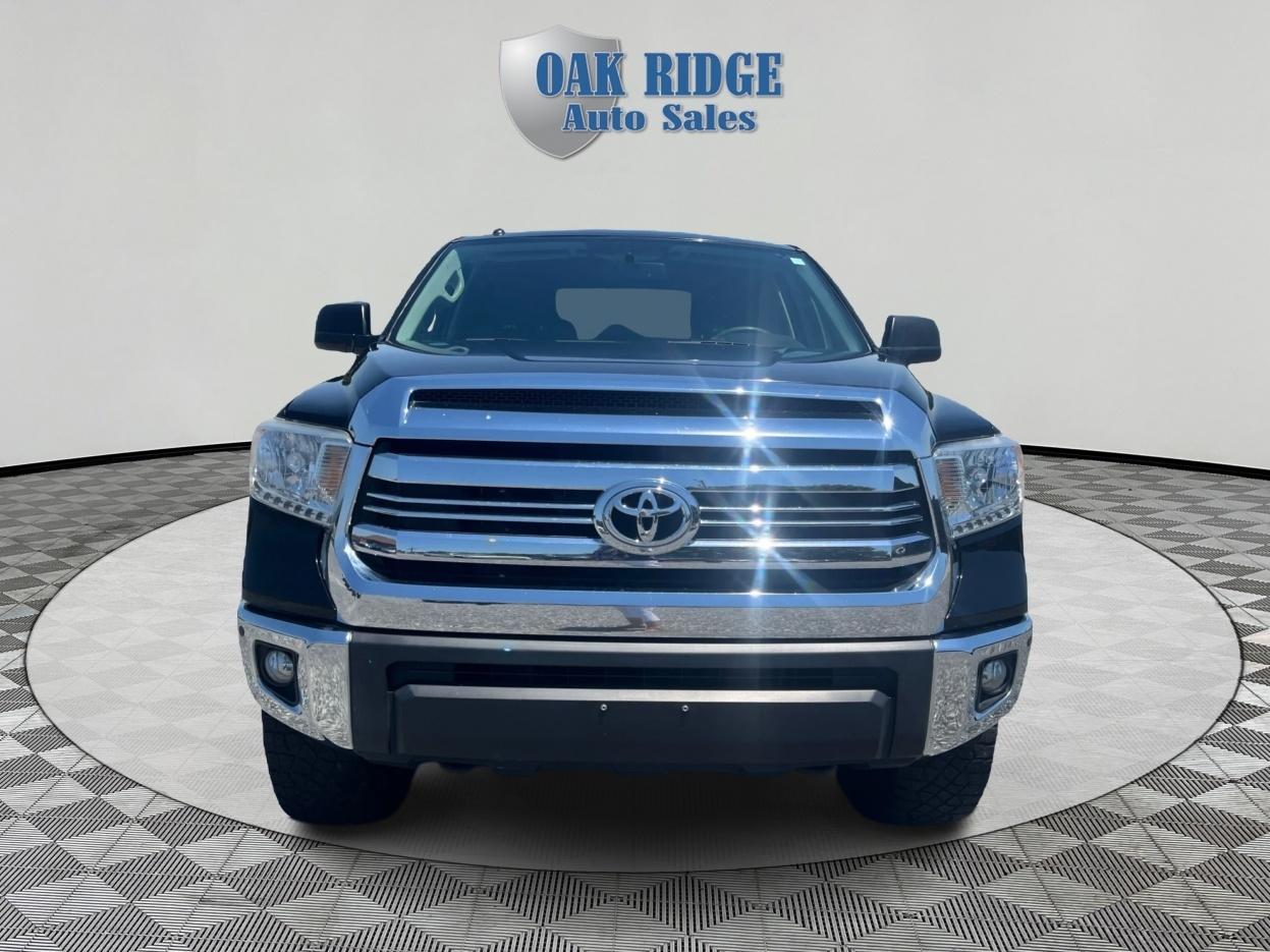 Toyota Tundra SR5 2016