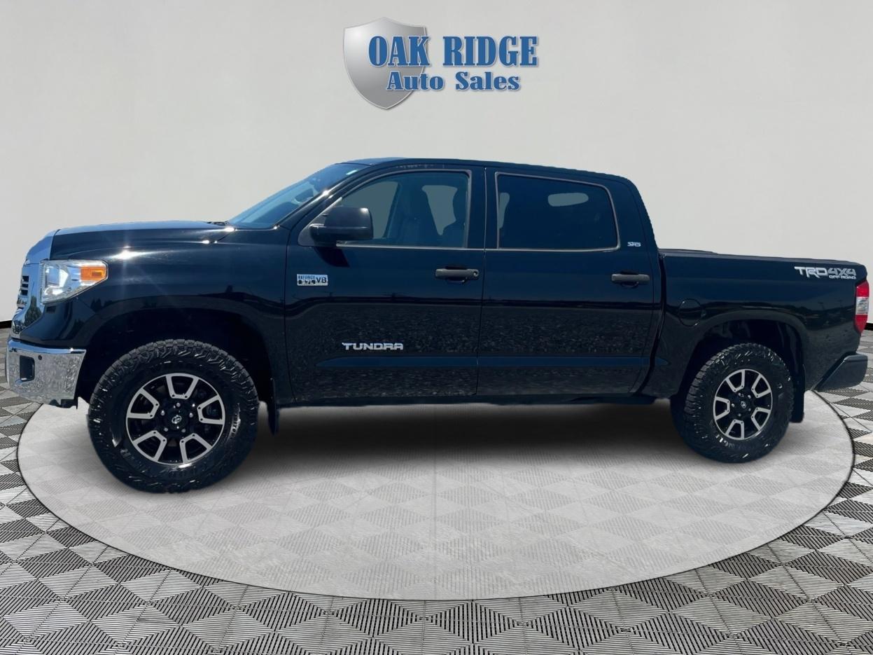 Toyota Tundra SR5 2016