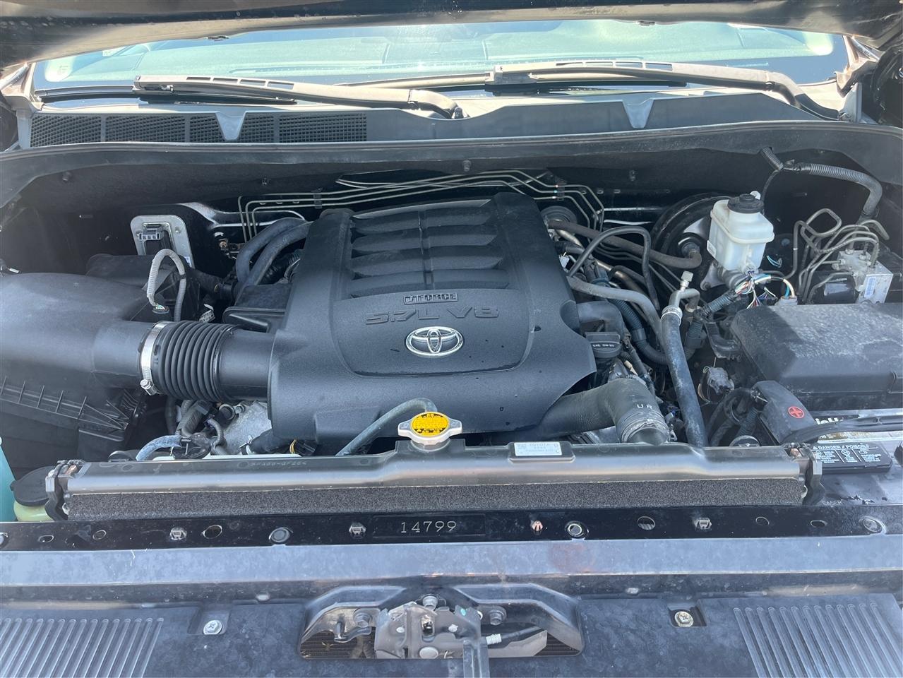 Toyota Tundra SR5 2016