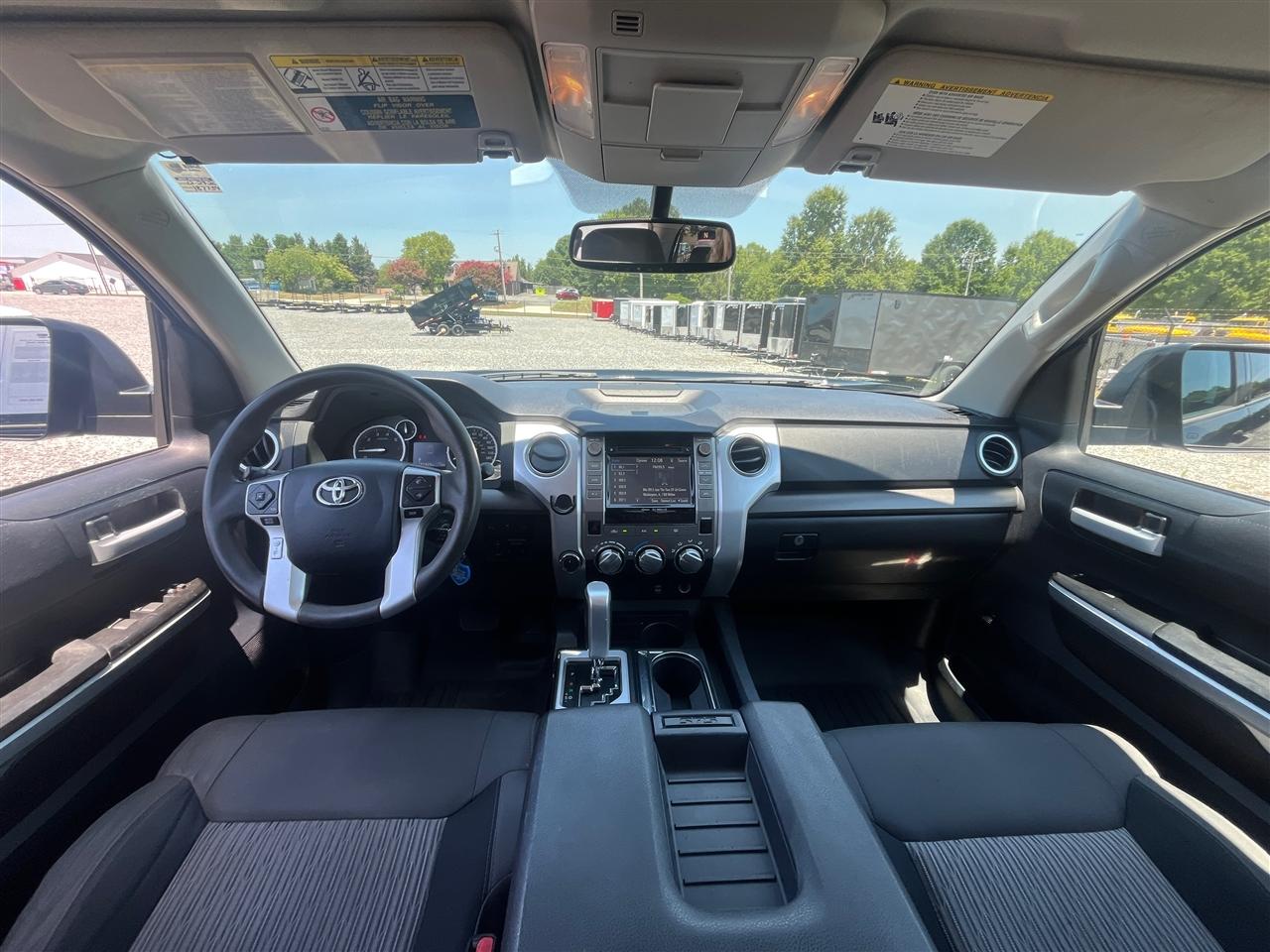Toyota Tundra SR5 2016