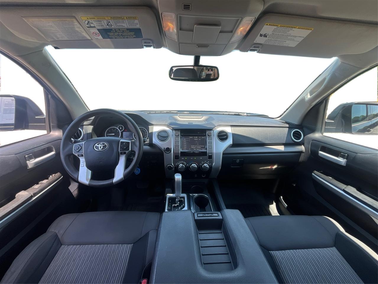 Toyota Tundra SR5 2016