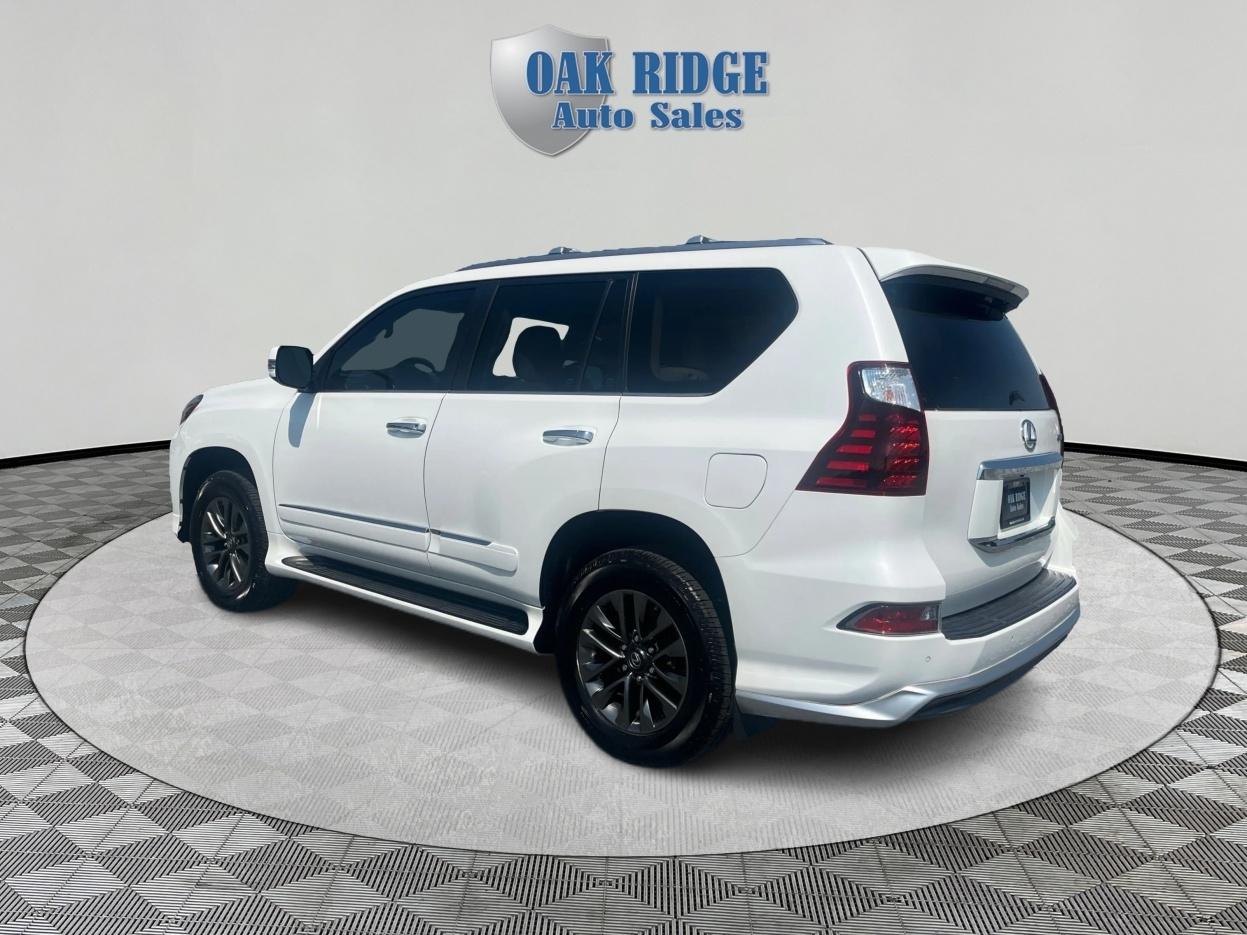 Lexus GX 460 Base 2017