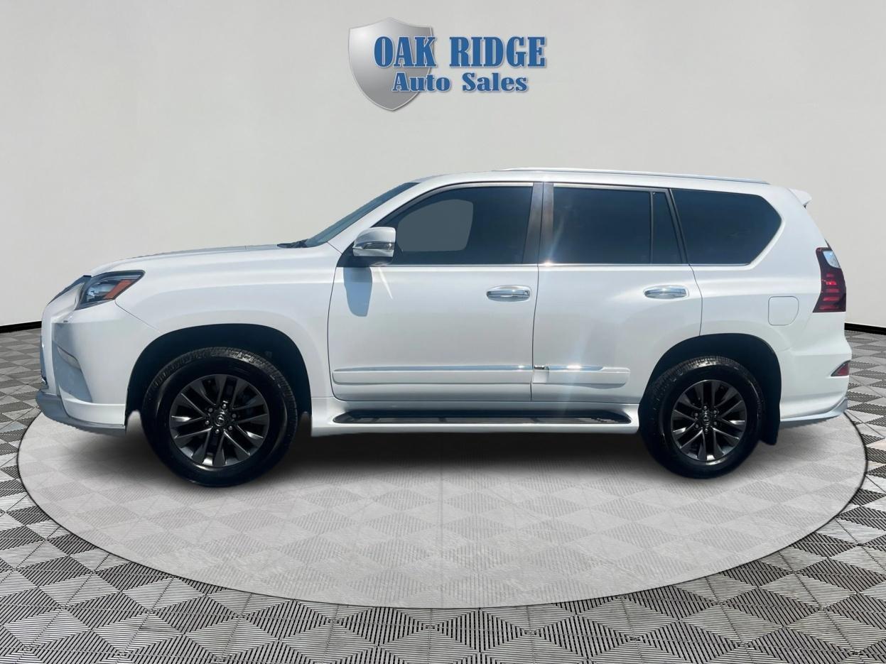 Lexus GX 460 Base 2017