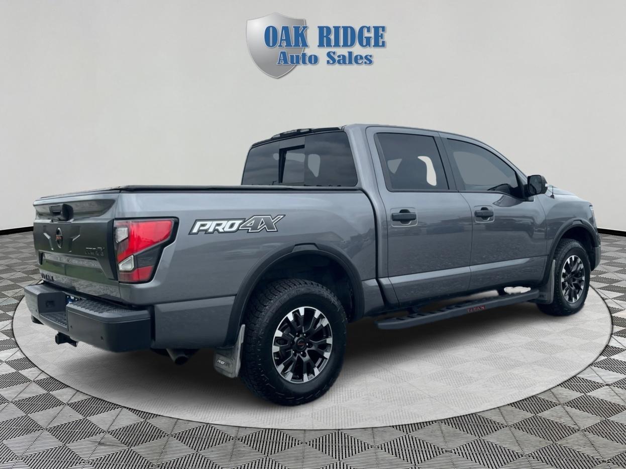 Nissan Titan PRO-4X 2021