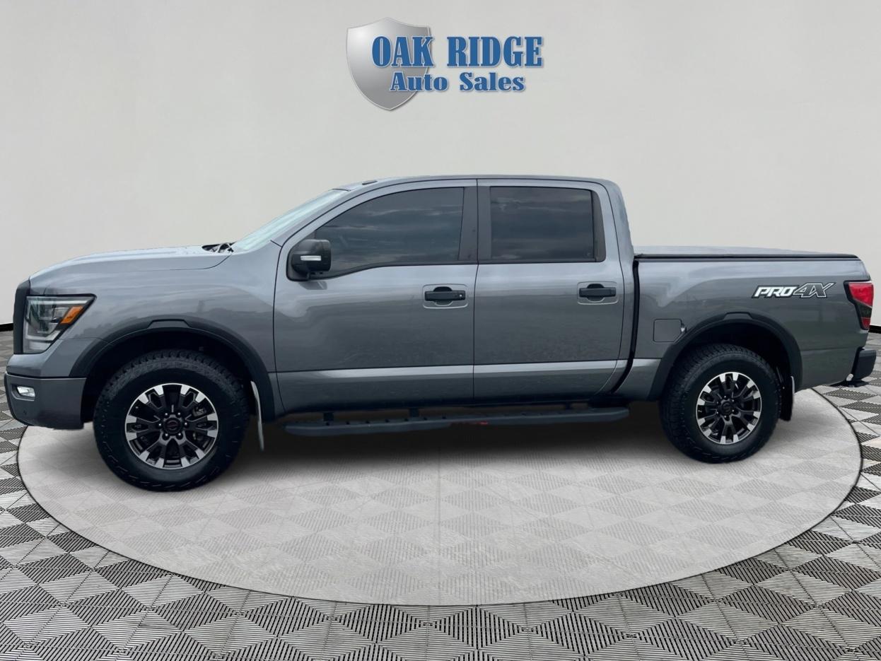 Nissan Titan PRO-4X 2021