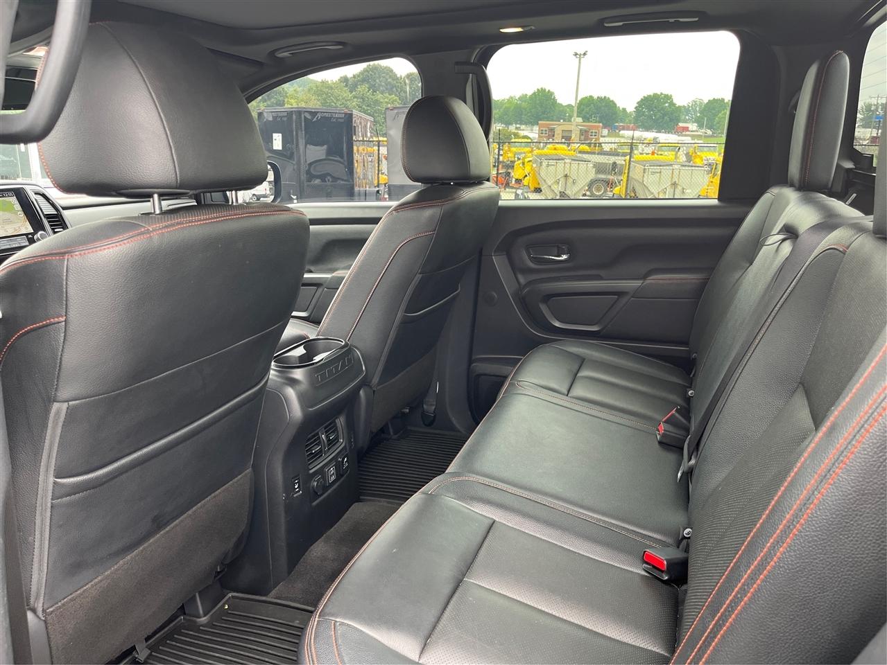 Nissan Titan PRO-4X 2021