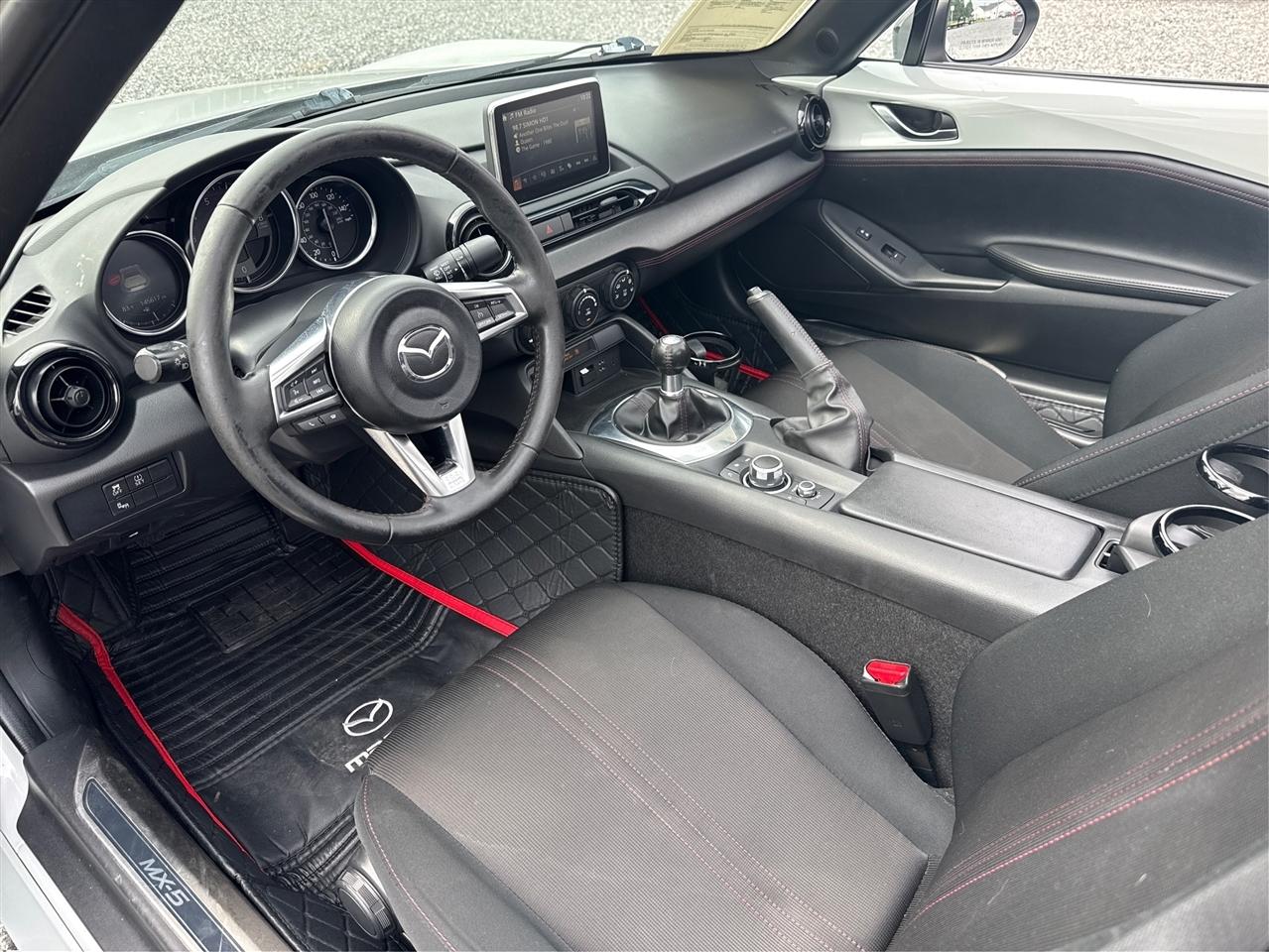 Mazda MX-5 Miata RF  2017