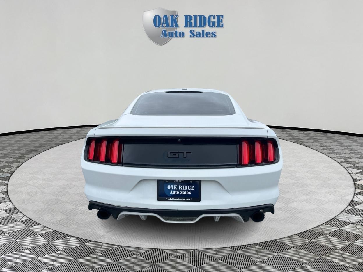 Ford Mustang GT Premium 2016