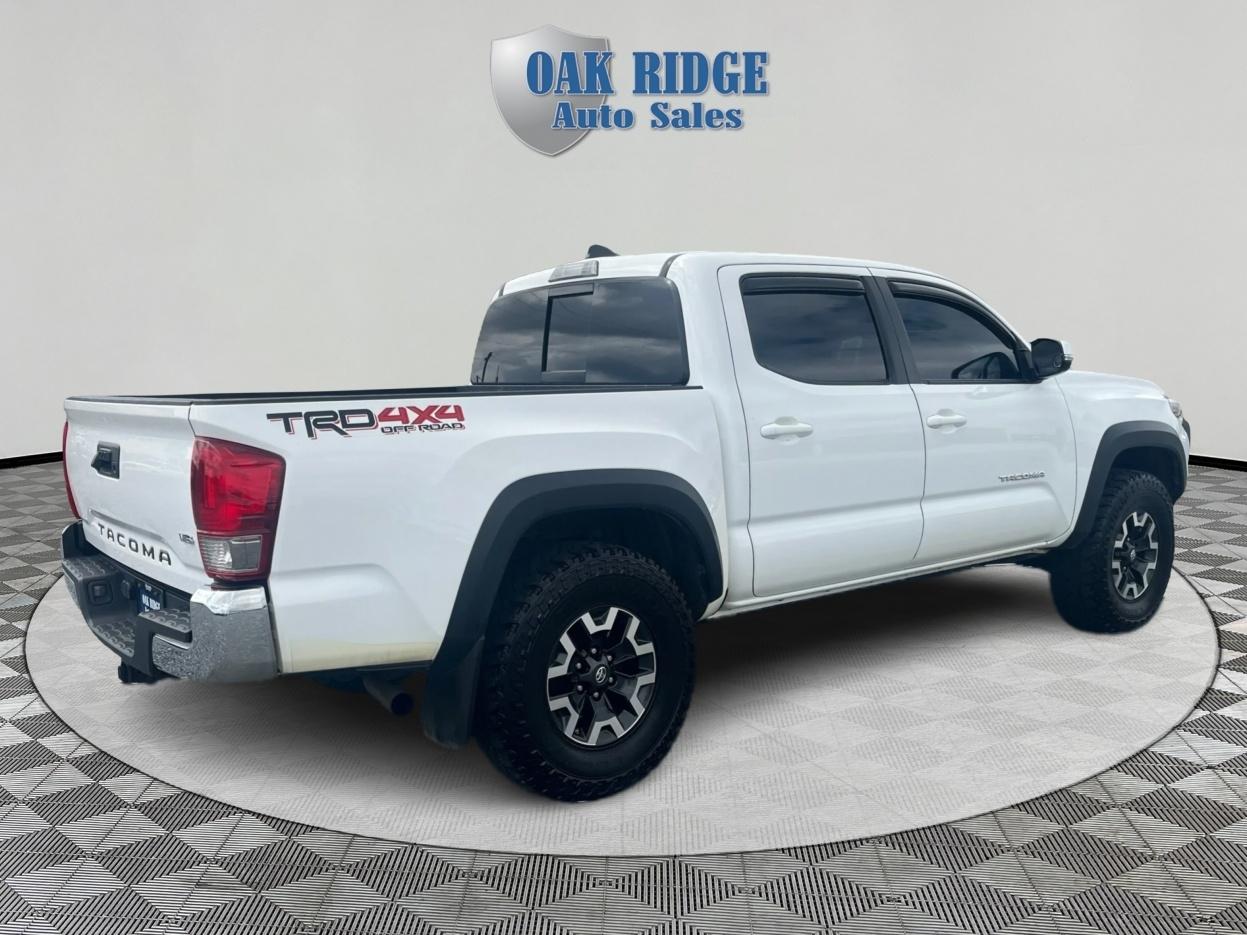 Toyota Tacoma  2017