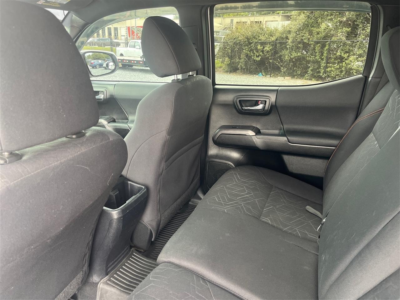 Toyota Tacoma  2017