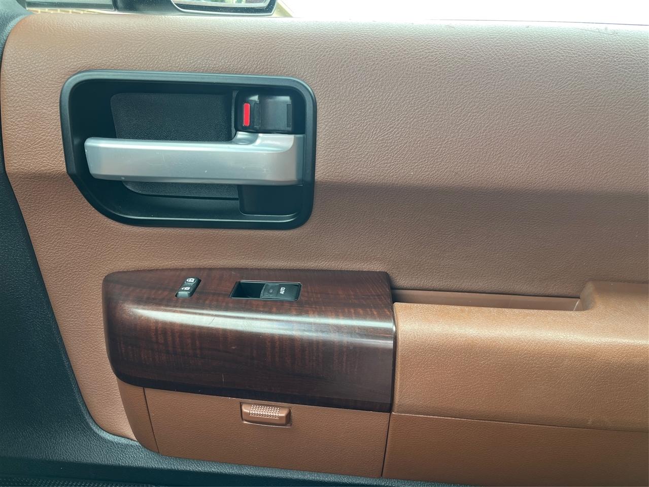 Toyota Sequoia Platinum 2015