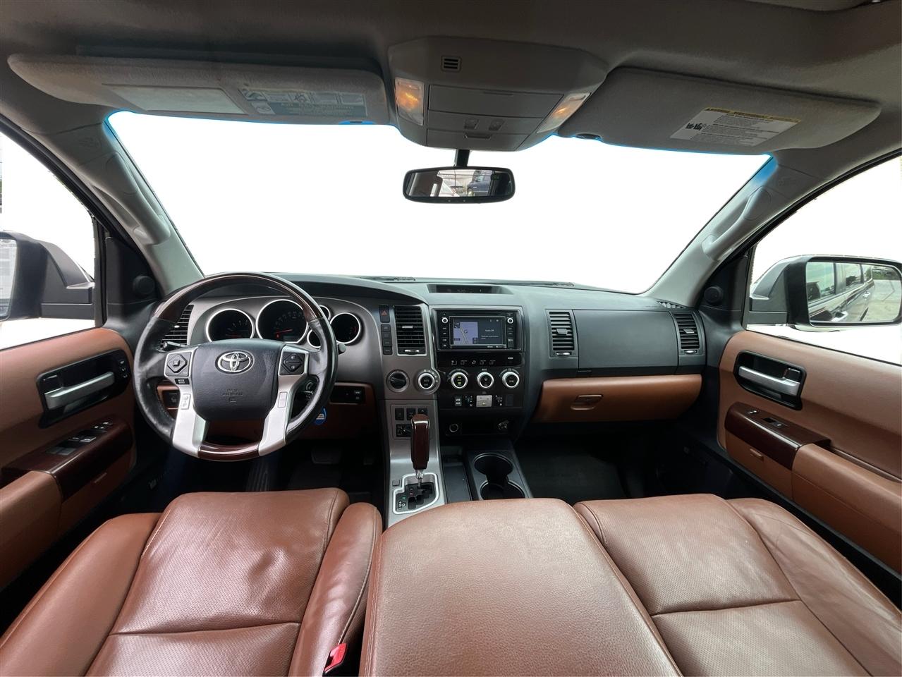 Toyota Sequoia Platinum 2015