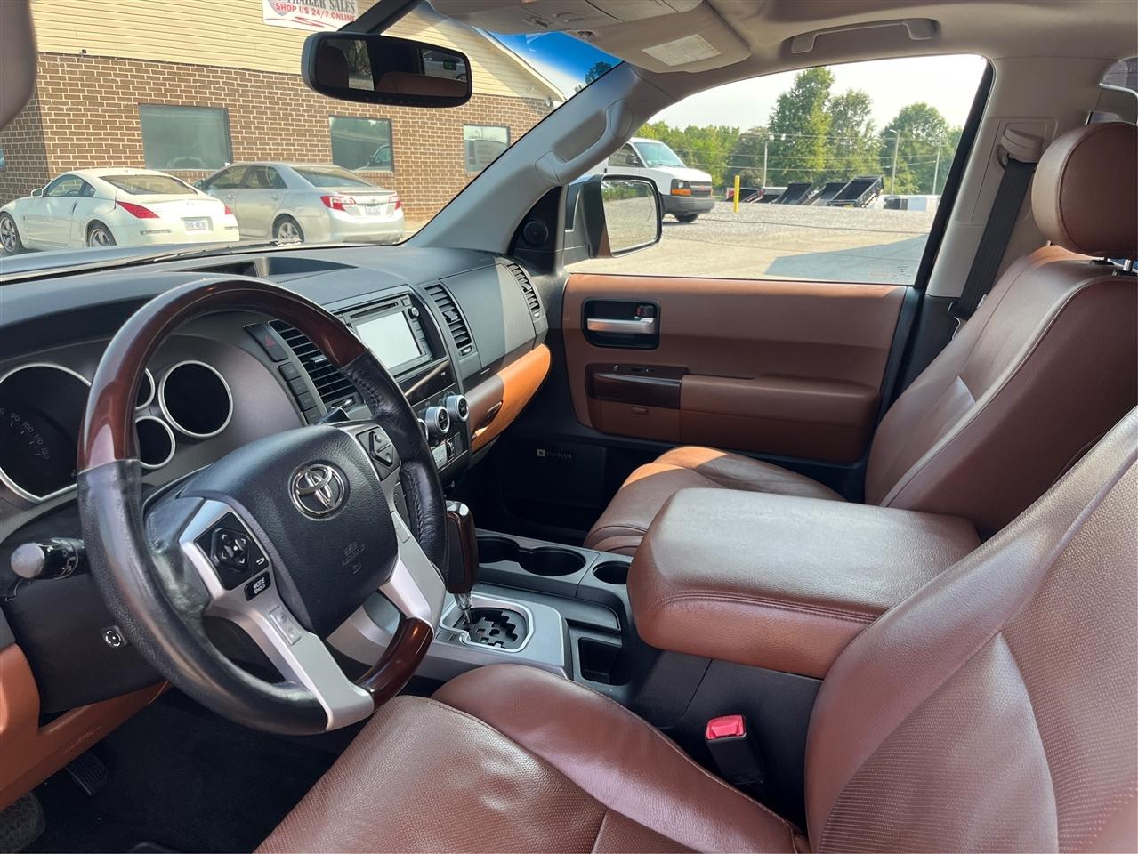 Toyota Tundra  2018