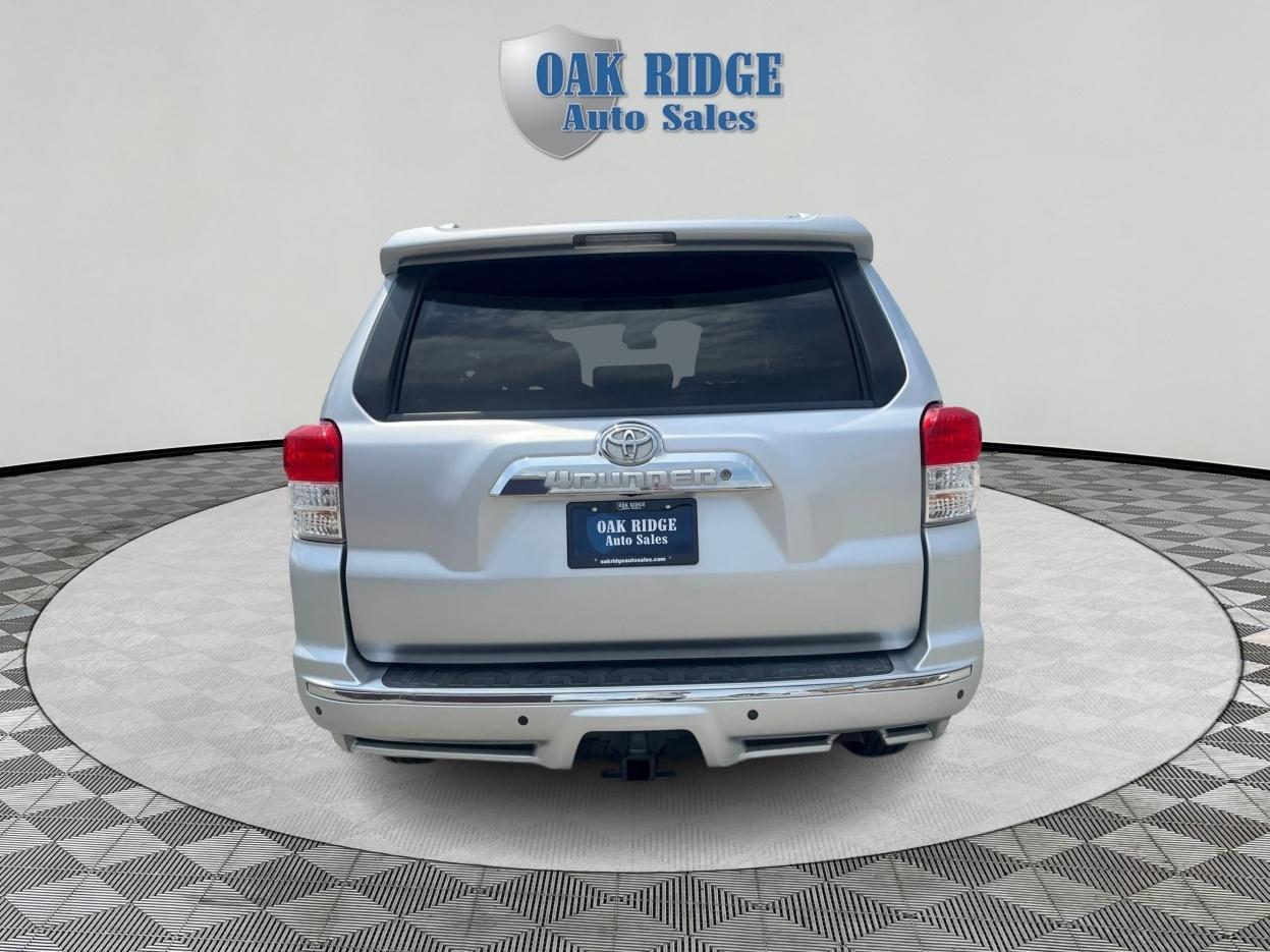 Toyota 4Runner  2011