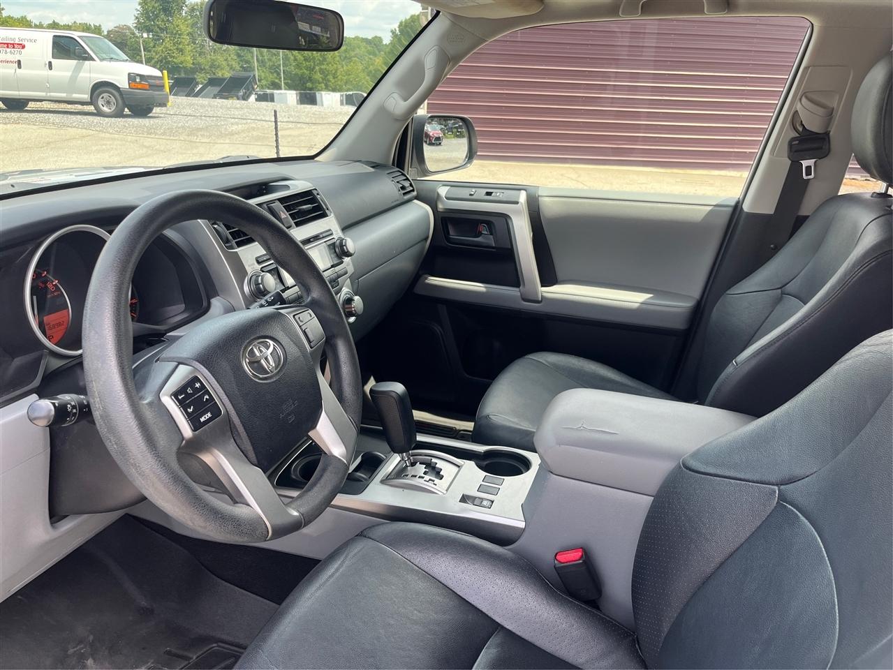 Toyota 4Runner  2011