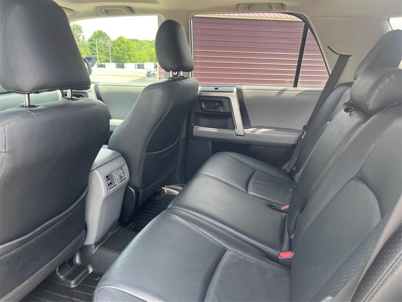 Toyota 4Runner  2011
