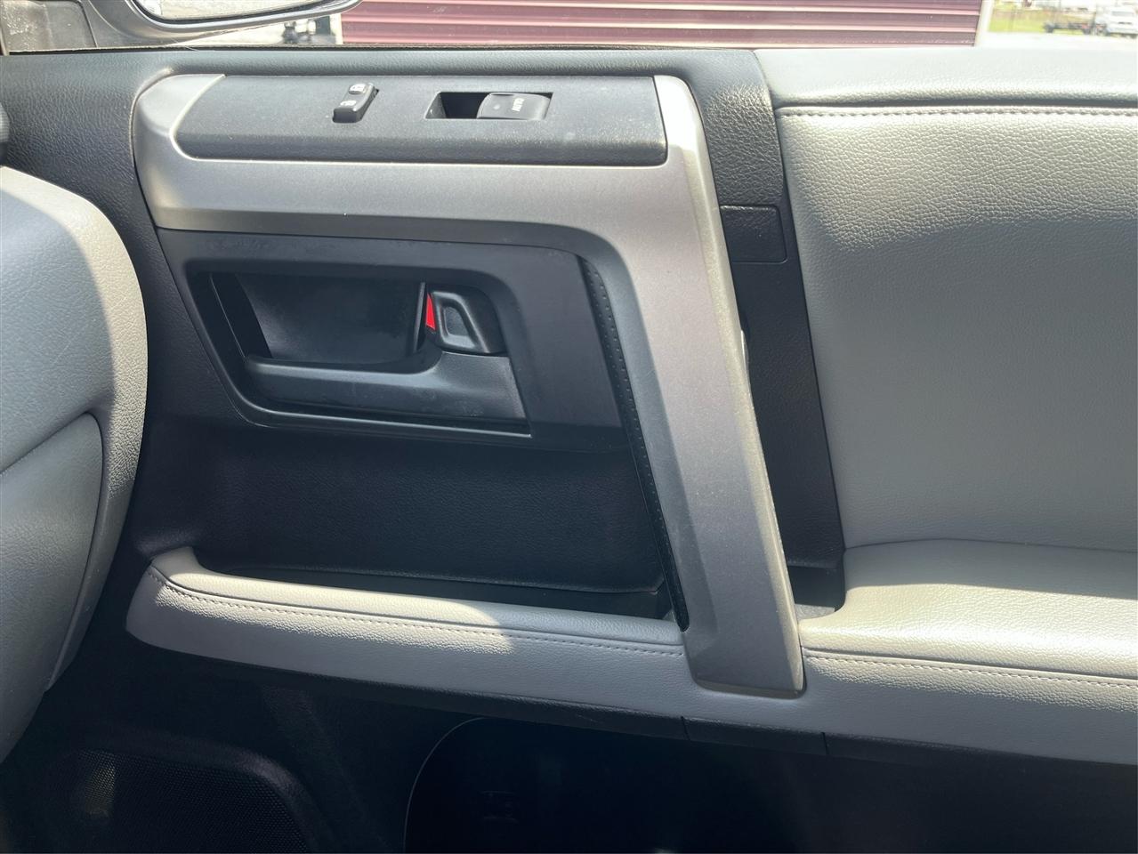 Toyota 4Runner  2011