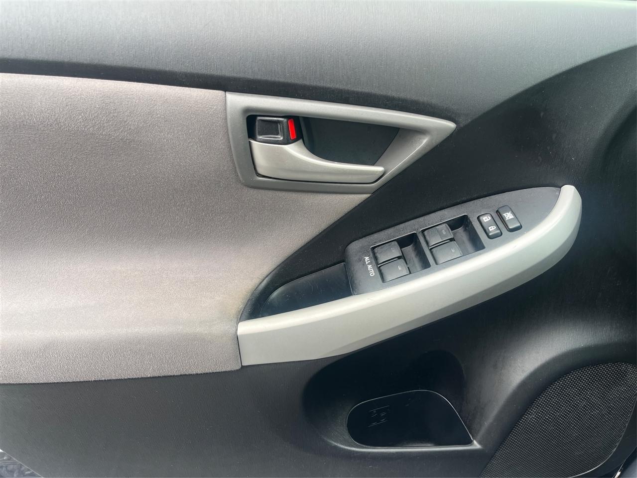 Toyota Prius  2013
