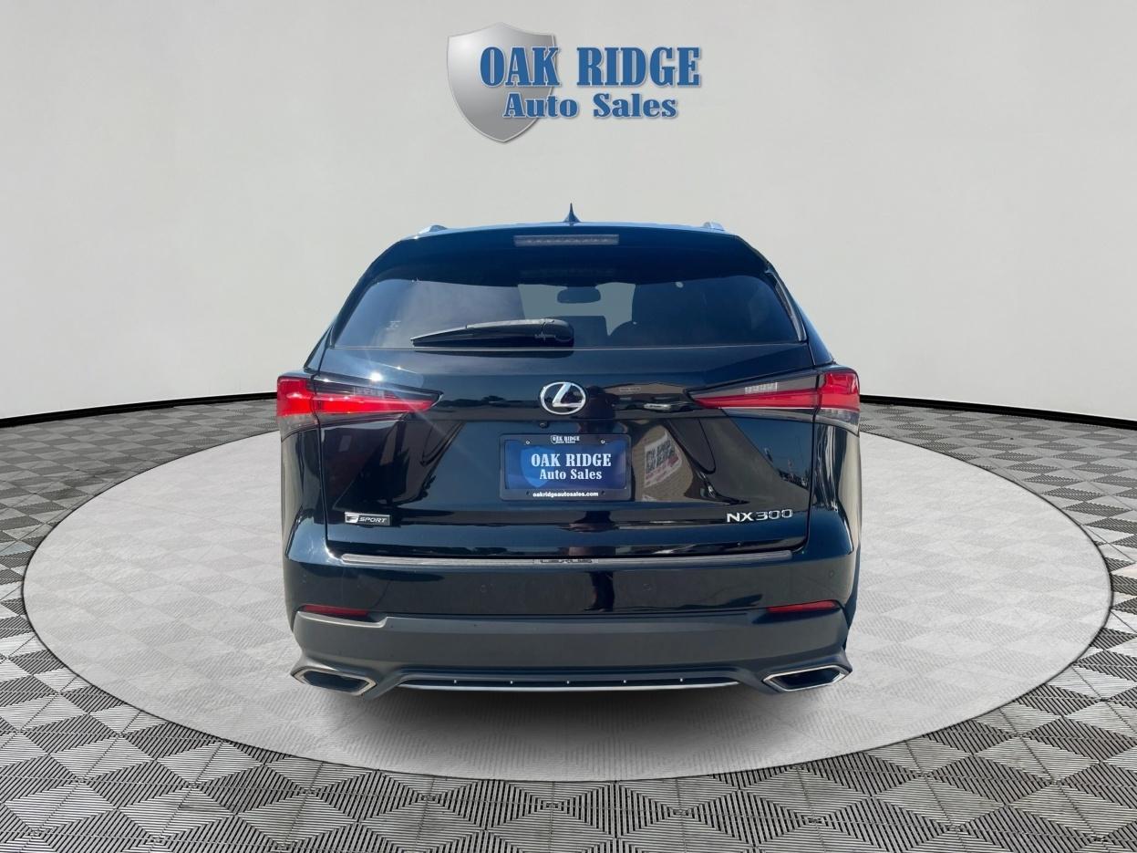 Lexus NX 200t  2018