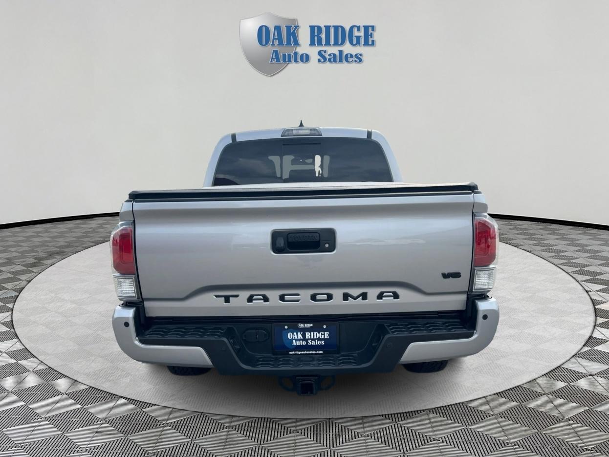 Toyota Tacoma  2021