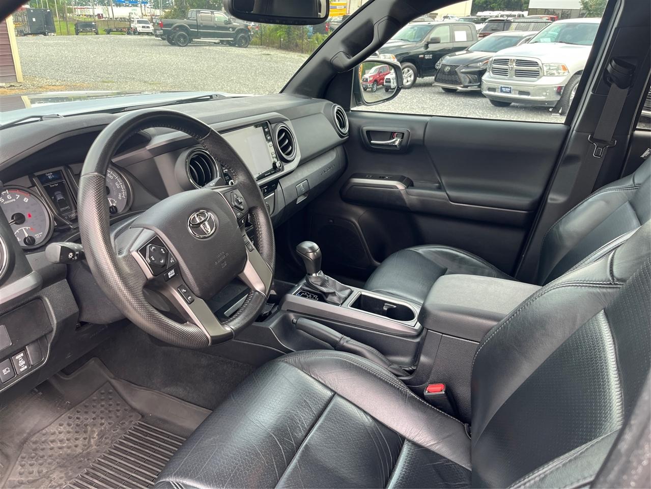Toyota Tacoma  2021