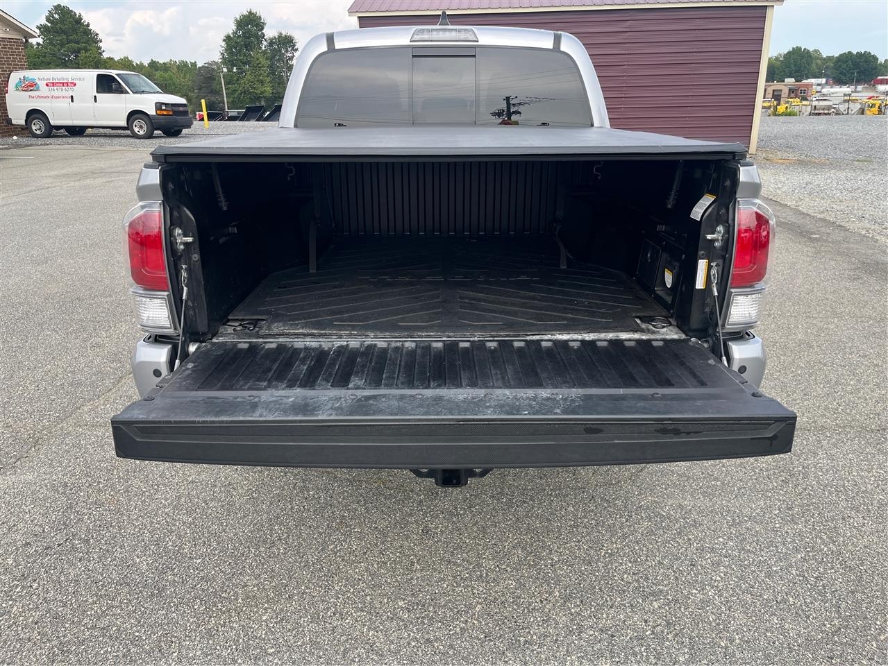 Toyota Tacoma  2021