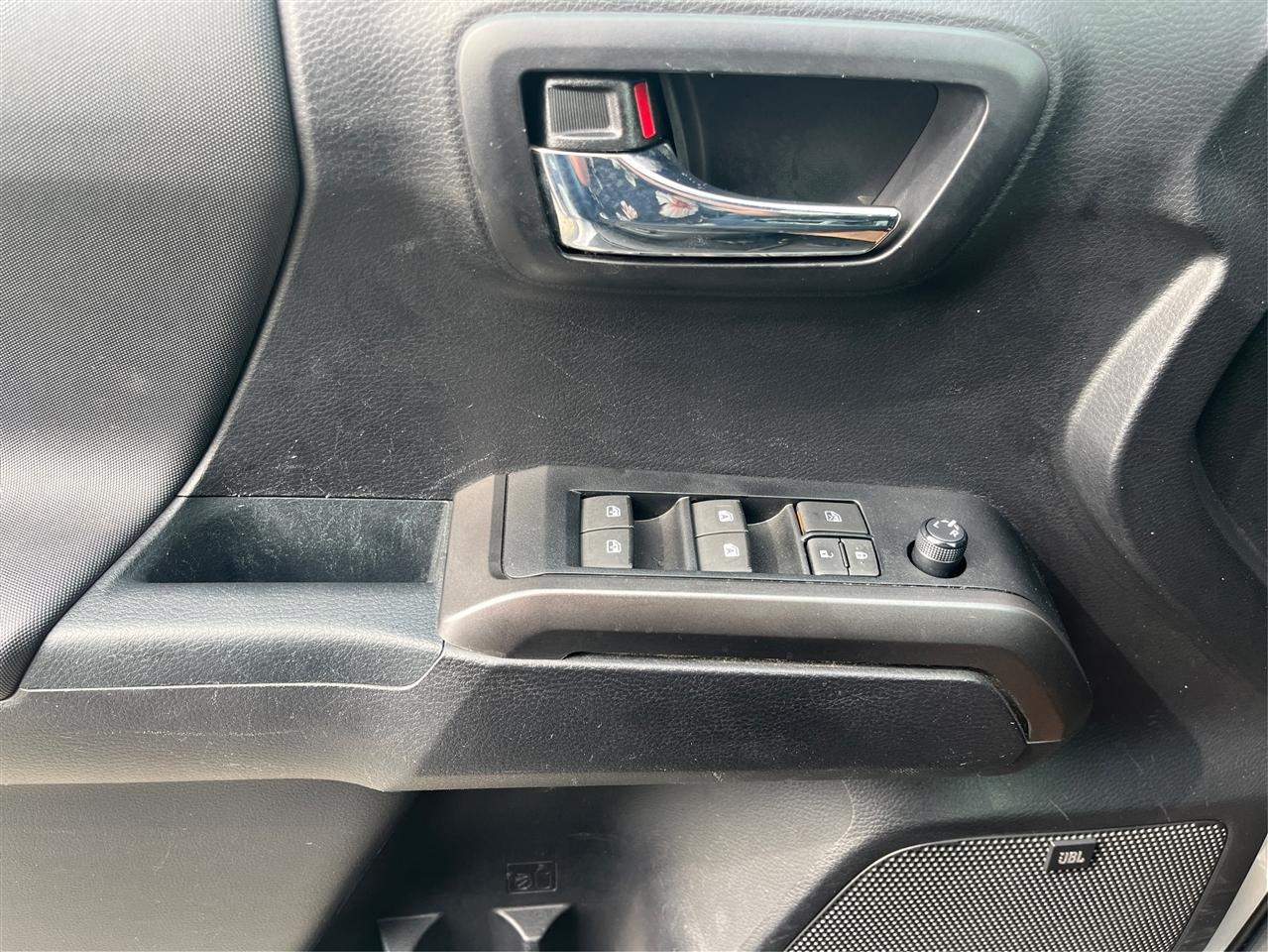 Toyota Tacoma  2021