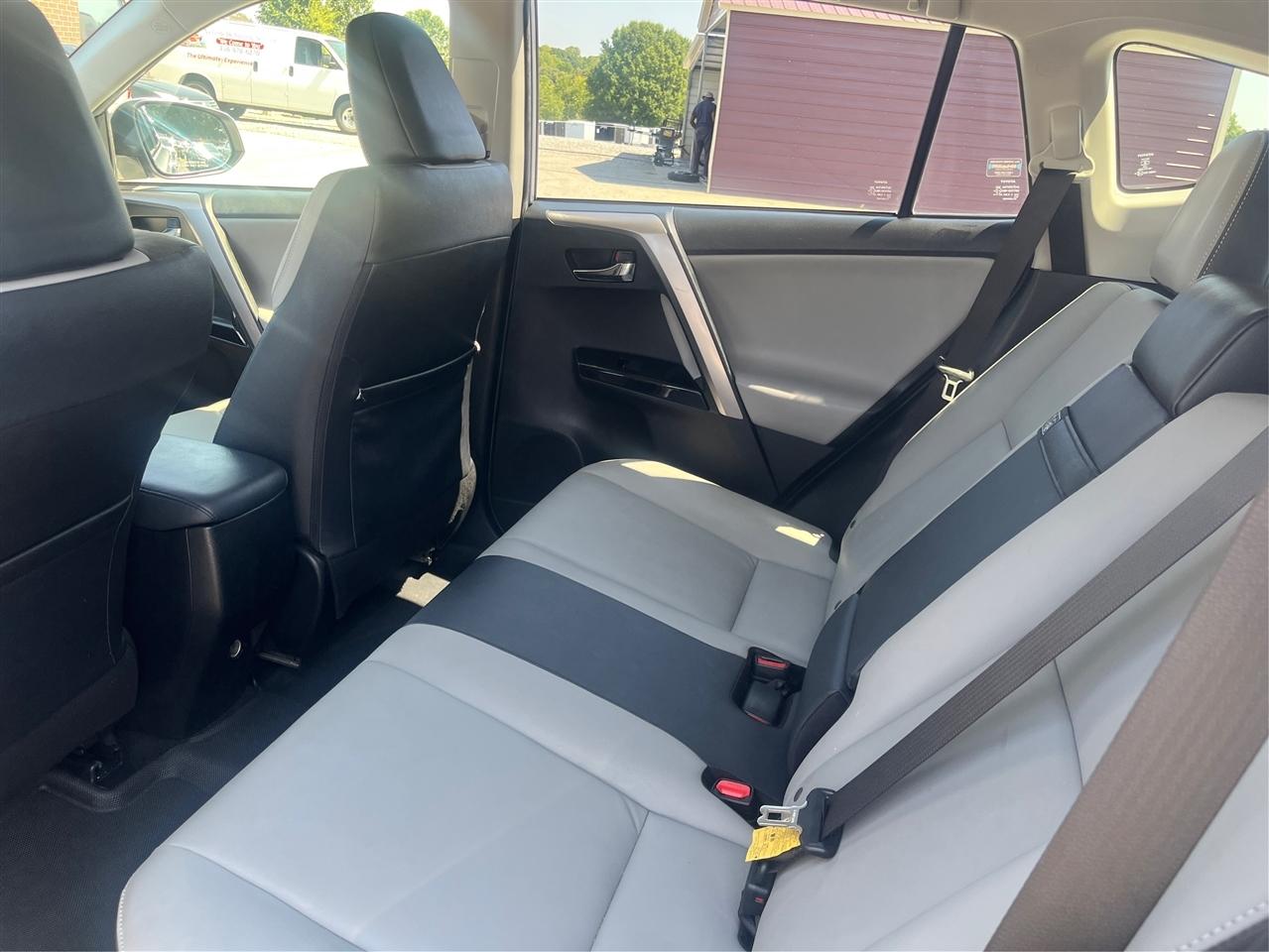 Toyota RAV4 Hybrid  2018