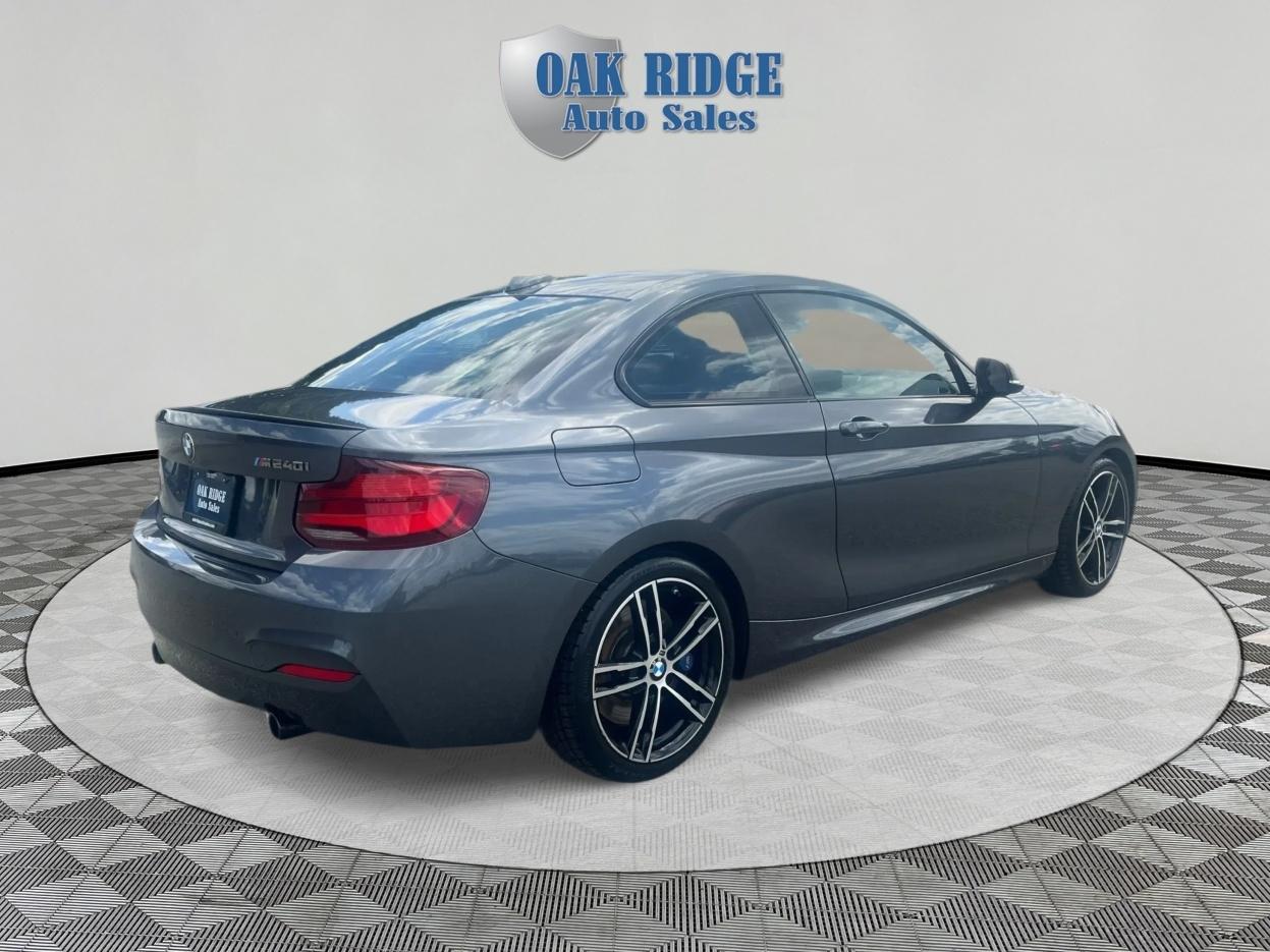 BMW 2-Series  2021
