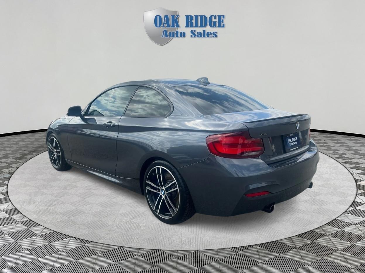 BMW 2-Series  2021